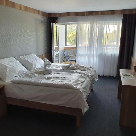 Minihotel Papa Ngoại thất bức ảnh