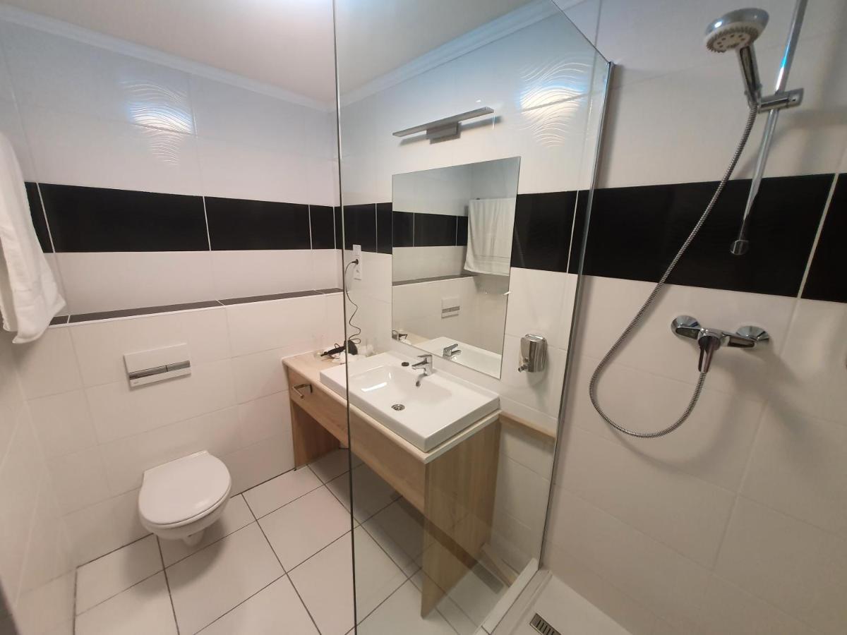 Minihotel Papa Ngoại thất bức ảnh